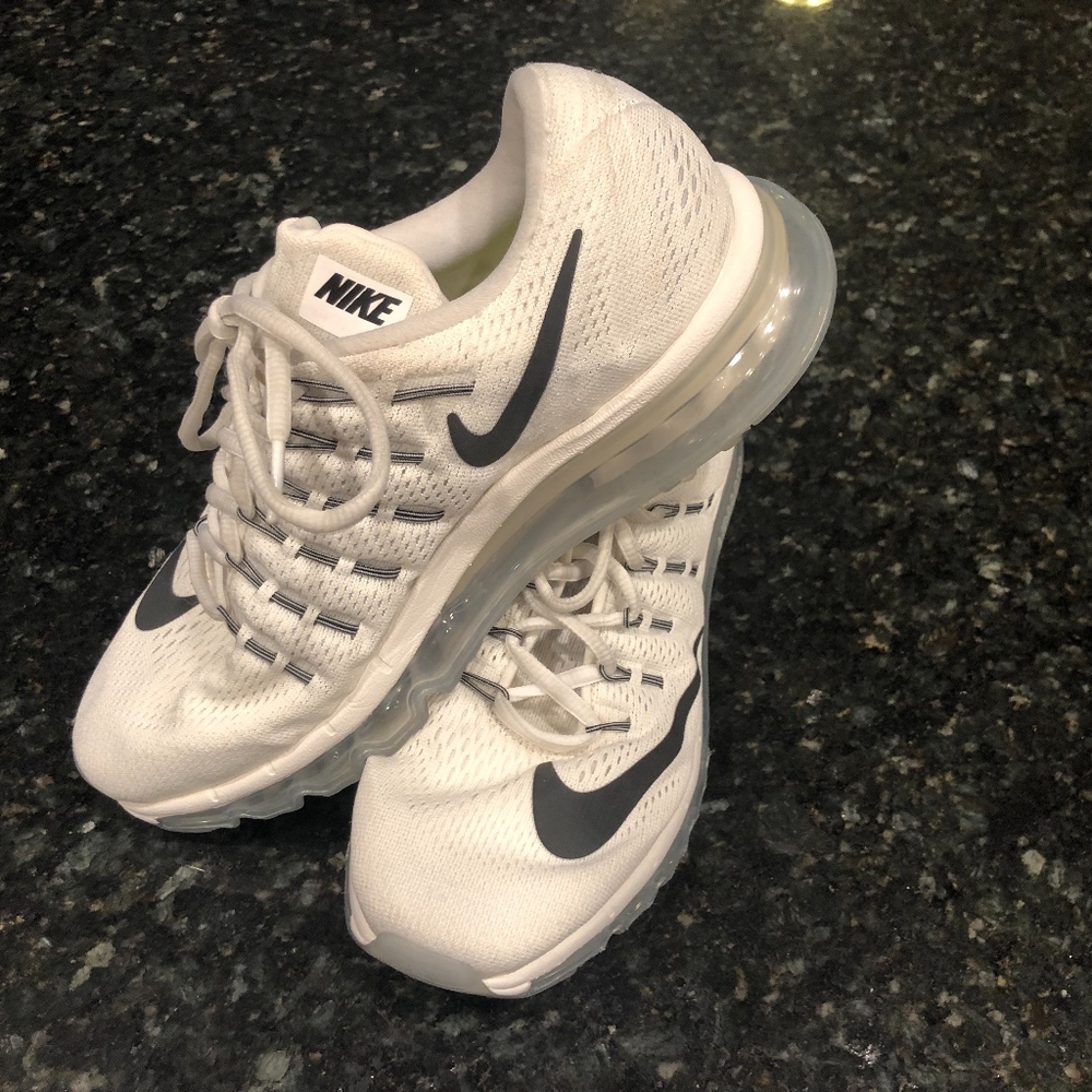 Nike Run Easy White Sneakers 10